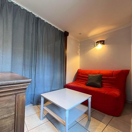 Le Pied De Ville Pouzenc Embrun Extérieur photo